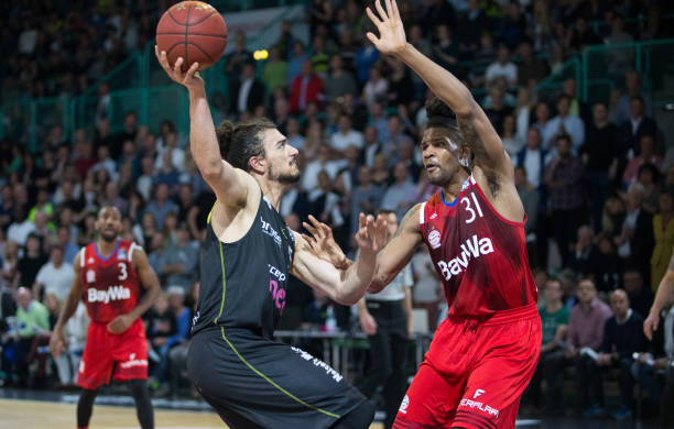 的竞争中 的竞争中