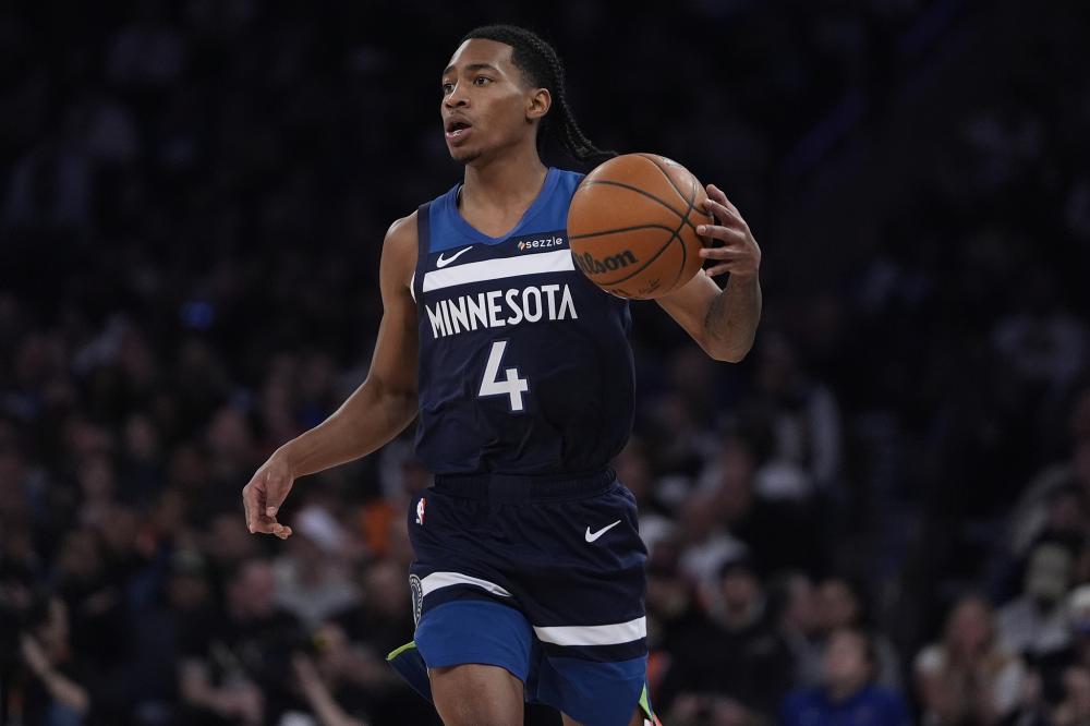 疑是最炙手 疑是最炙手